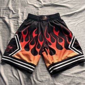 Chicago Bulls Mitchell & Ness basketball shorts